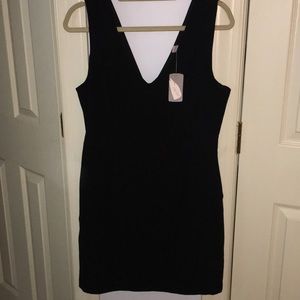 Forever 21 simple black dress. Size L